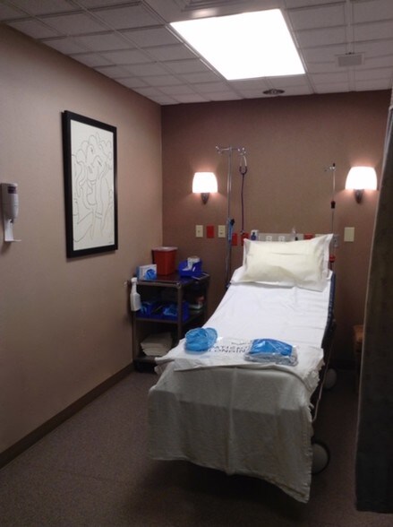 More Photos Of 1121 1st St S, Winter Haven Medical For Sale