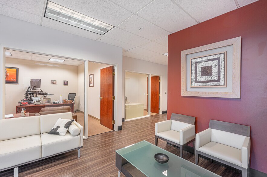 More Photos Of 737 Southpoint Blvd, Petaluma Research And Development For Sale