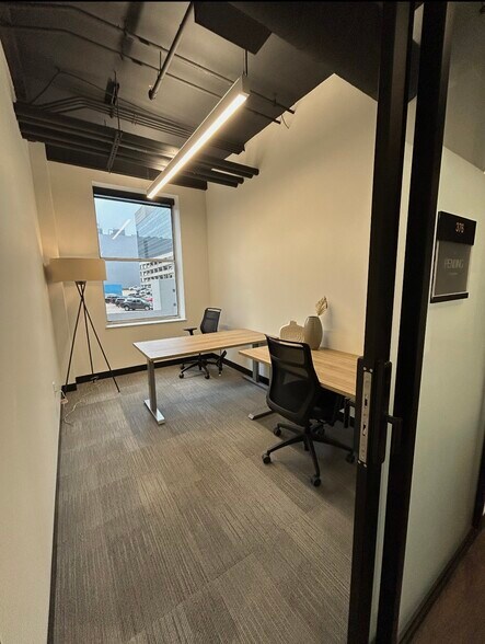 More Photos Of 159 4th Ave N, Nashville Office For Lease