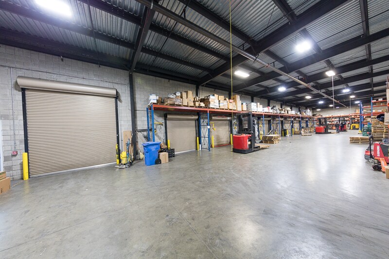 More Photos Of 5980 State Farm Dr, Rohnert Park Distribution For Sale