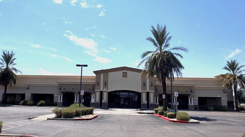 More Photos Of 9675 W Camelback Rd, Phoenix Health Club For Lease