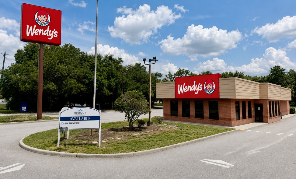 Primary Photo Of 921 E State Road 44, Wildwood Fast Food For Lease
