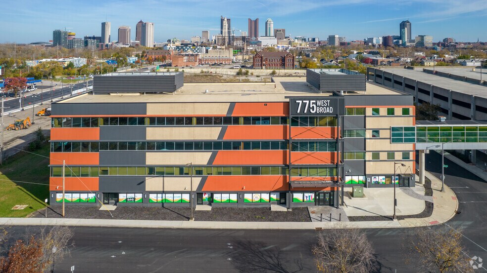 More Photos Of 775 W Broad St, Columbus Medical For Lease