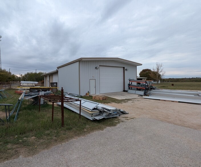 More Photos Of 5425 Cooksey Rd, San Antonio Warehouse For Lease