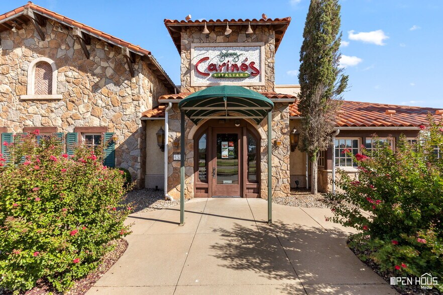 More Photos Of 4330 Kell Blvd, Wichita Falls Restaurant For Sale