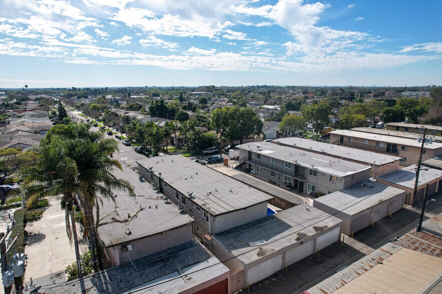 More Photos Of 1917 W Myrtle St, Santa Ana Apartments For Sale