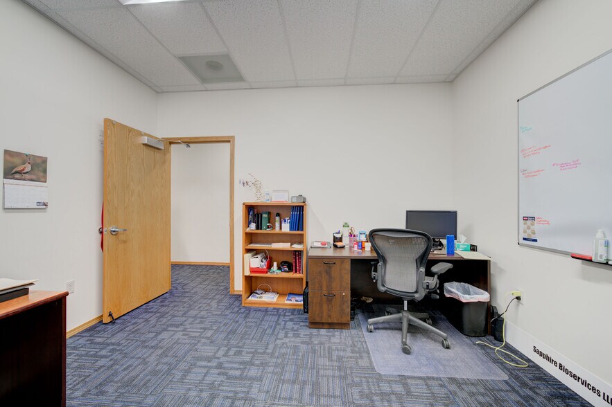 More Photos Of 351 Evergreen Dr, Bozeman Office For Sale