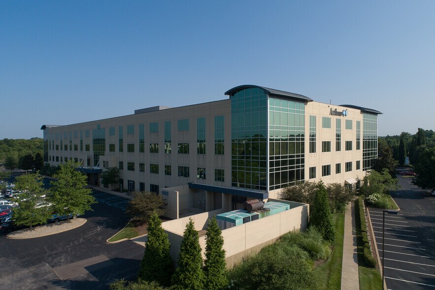 More Photos Of 13550 Triton Park Blvd, Louisville Office For Lease