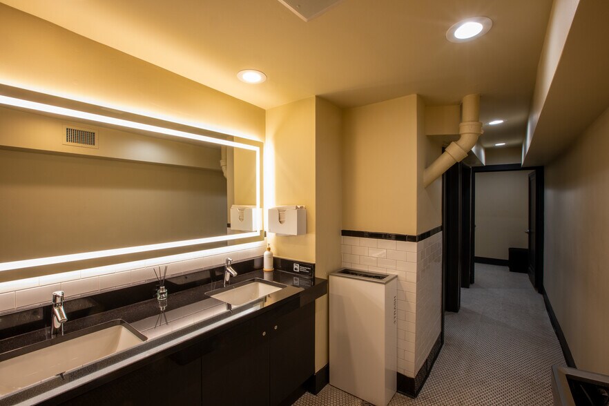 More Photos Of 1312 S Wabash Ave, Chicago Apartments For Lease
