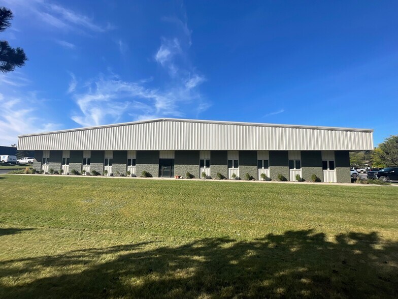 More Photos Of 2291 Traversefield Dr, Traverse City Manufacturing For Lease