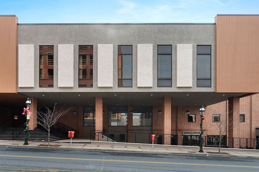 More Photos Of 3 W Broad St, Bethlehem Office For Lease