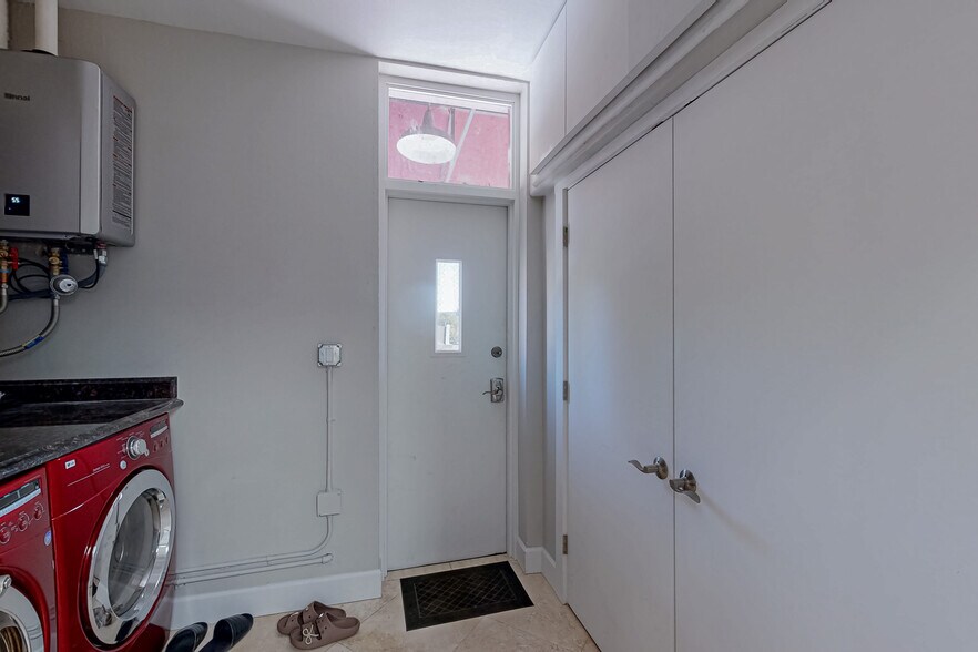 More Photos Of 139 N Grand Ave, Pullman Apartments For Sale