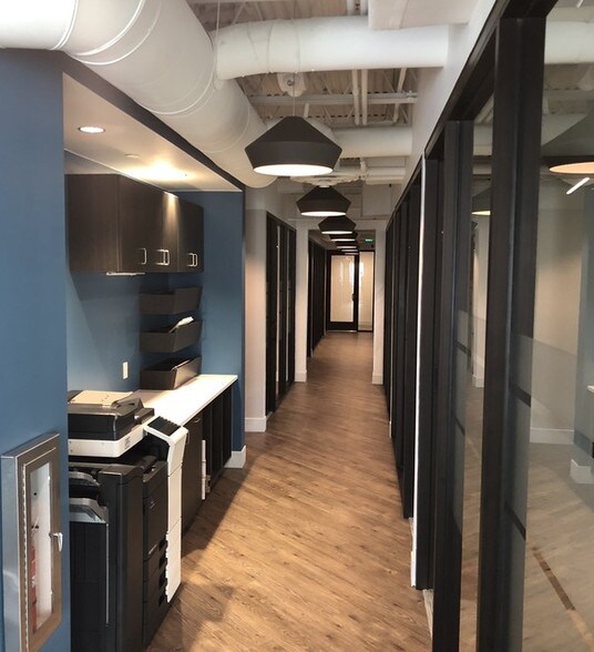 More Photos Of 2454 N McMullen Booth Rd, Clearwater Loft Creative Space For Lease