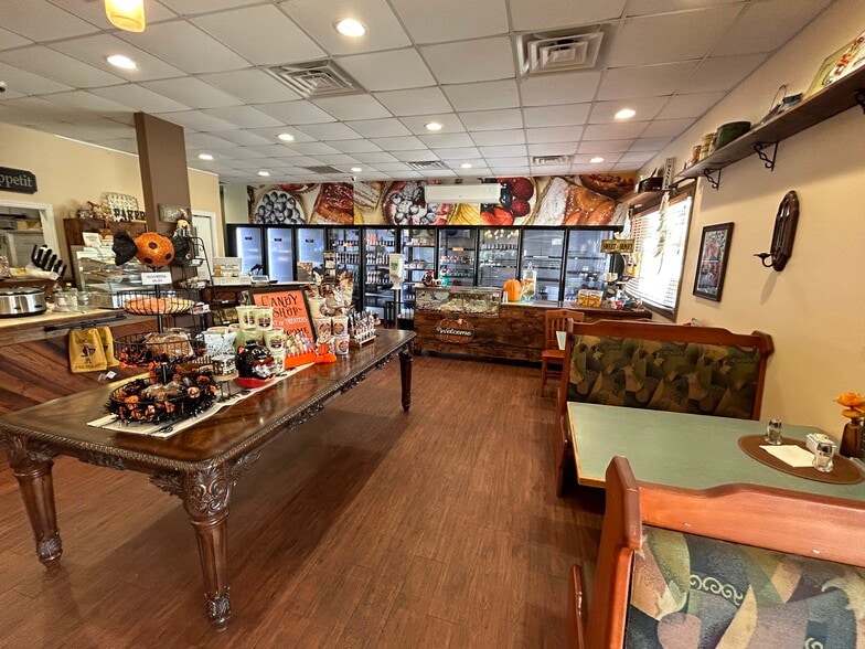 More Photos Of 8291 Savannah Hwy Hwy, Norway Restaurant For Sale