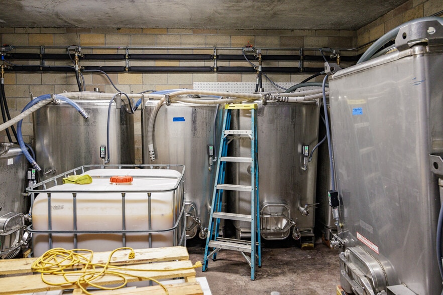 More Photos Of 2286 Sunshine Mountain Rd, San Marcos Winery Vineyard For Sale