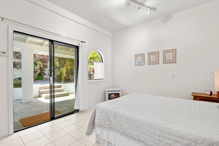 More Photos Of 7919 Empire Grade, Santa Cruz Multifamily For Sale