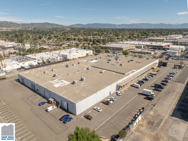 More Photos Of 9419 Mason Ave, Chatsworth Manufacturing For Lease