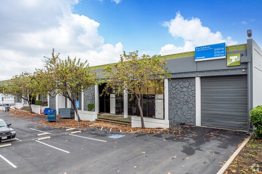 Primary Photo Of 3041 Teagarden St, San Leandro Warehouse For Lease