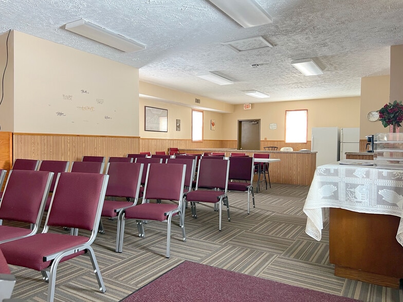 More Photos Of 418 S 14th St, Wymore General Retail For Sale