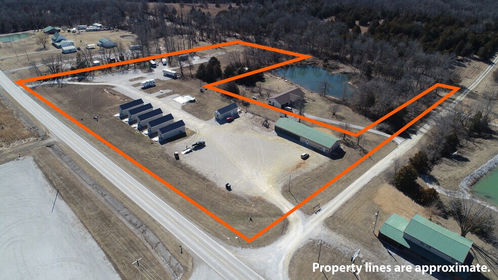 Primary Photo Of 19431 Highway J, Monroe City Hotel For Sale