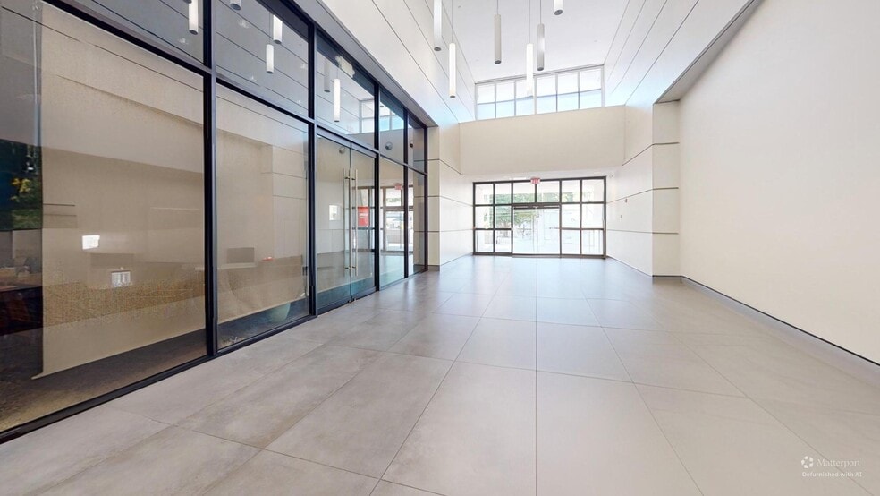 More Photos Of 550 Pharr Rd NE, Atlanta Office For Sale