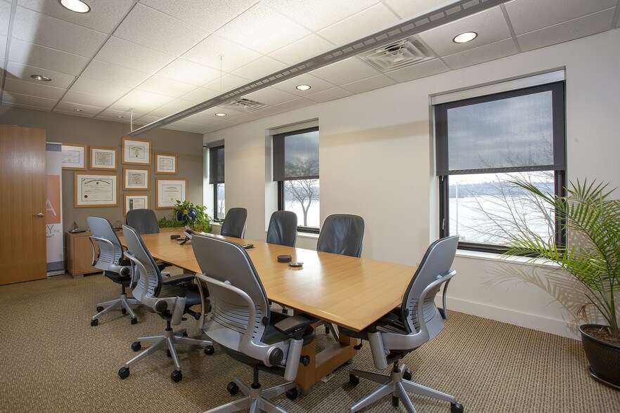 More Photos Of 1631 N Front St, Harrisburg Office For Lease