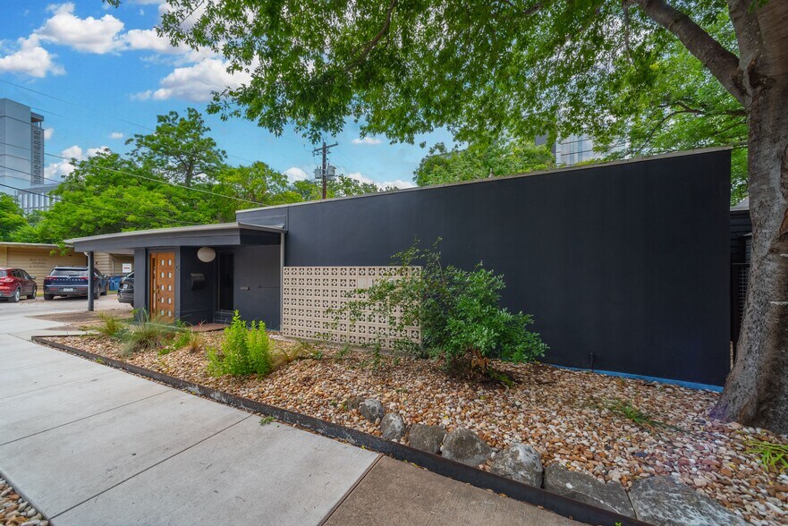 More Photos Of , Austin Office For Sale