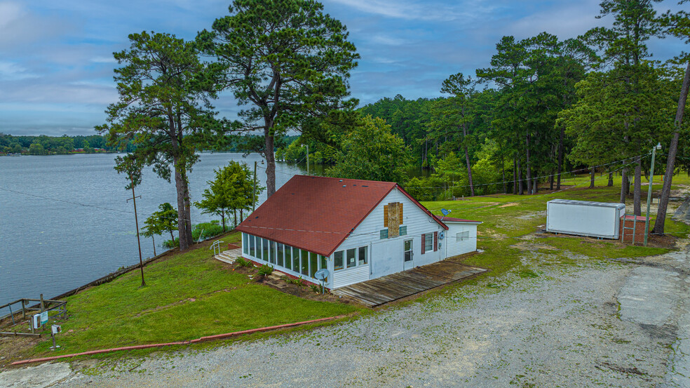 Primary Photo Of 2226 Jacks Creek Rd, Summerton General Retail For Lease