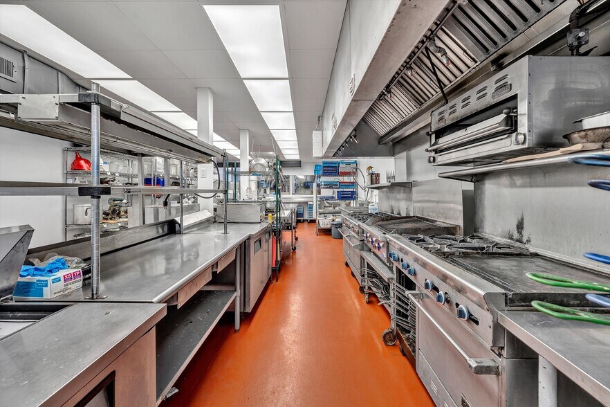 More Photos Of 106 Stoney Battery Rd, Troutville Restaurant For Sale