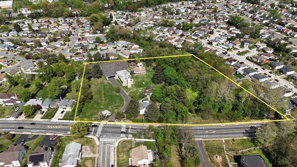 Primary Photo Of 521 Welsh Rd, Philadelphia Specialty For Sale