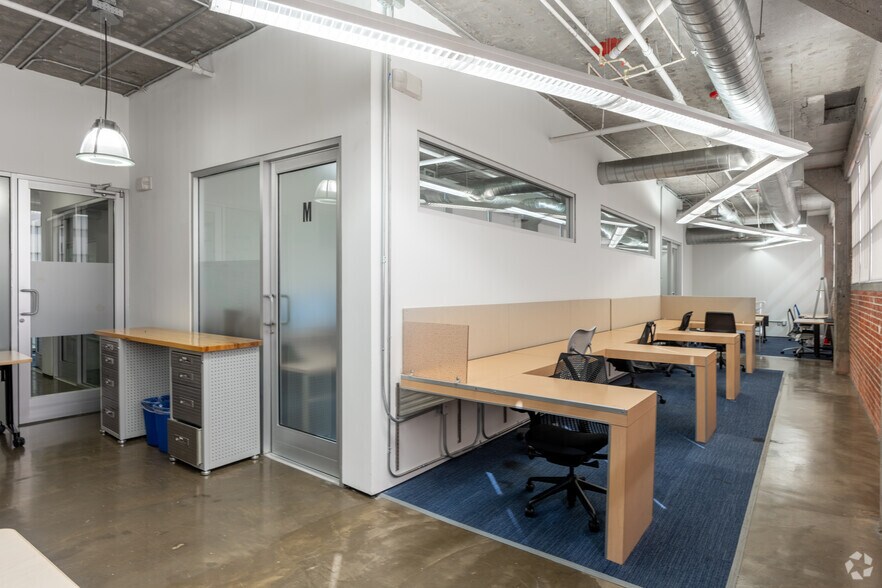More Photos Of 500 W Overland Ave, El Paso Coworking Space