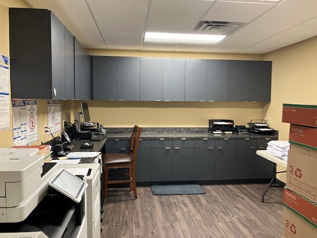 More Photos Of 3444 S Westshore Blvd, Tampa Office For Sale