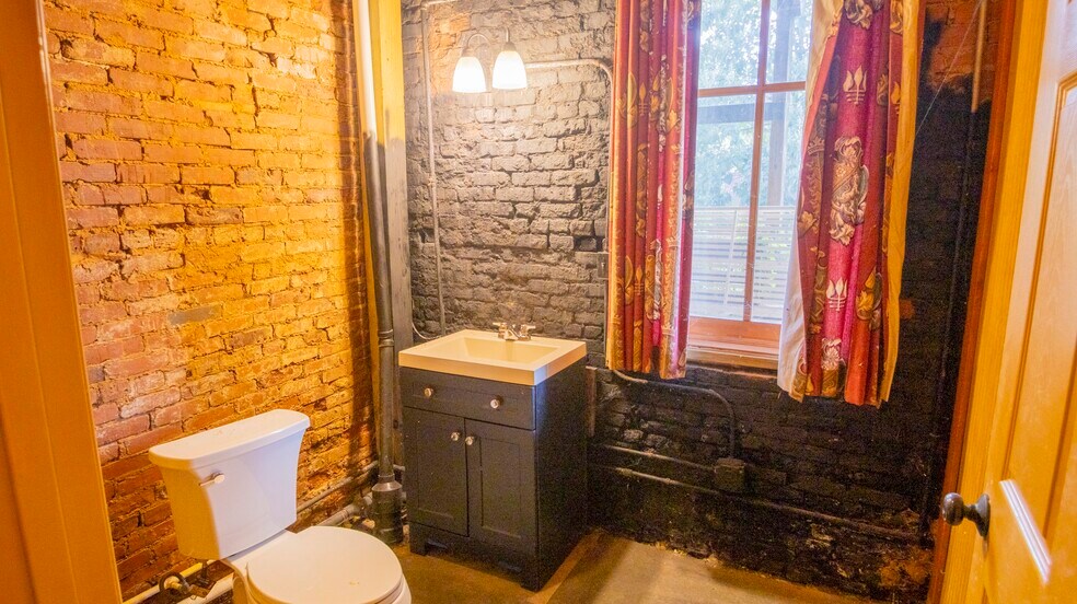 More Photos Of 20 Spring Rd, Molena Storefront For Sale