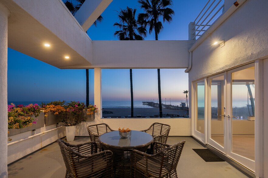 More Photos Of 3111 Ocean Front Walk, Marina Del Rey Apartments For Sale