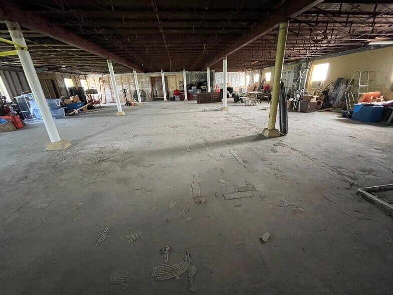 More Photos Of 2400 Delachaise St, New Orleans Specialty For Sale
