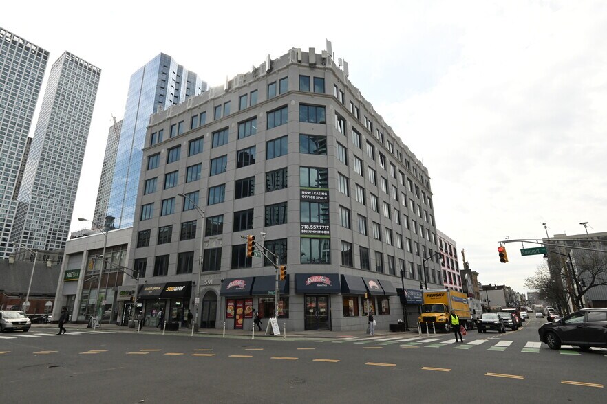 More Photos Of 591 Summit Ave, Jersey City Office Residential For Lease