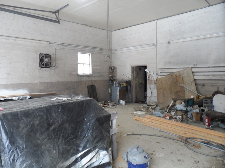 More Photos Of 1154 State Rt 23, Wantage Auto Repair For Sale