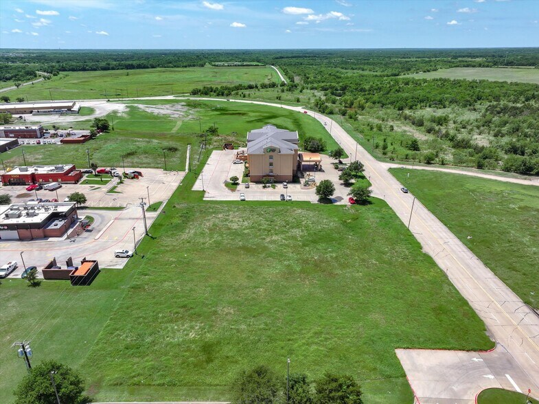 More Photos Of 00 Tanger Dr, Terrell Land For Sale