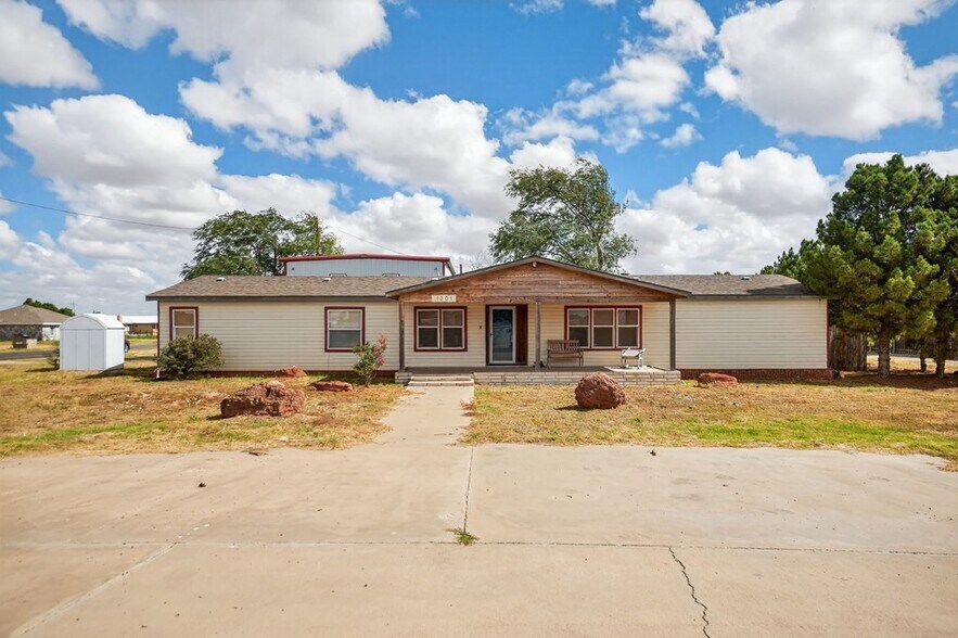 More Photos Of 4301 S County Road 1135, Midland Specialty For Sale