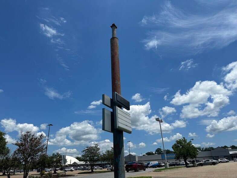 More Photos Of 900 Range ave, Denham Springs Land For Sale