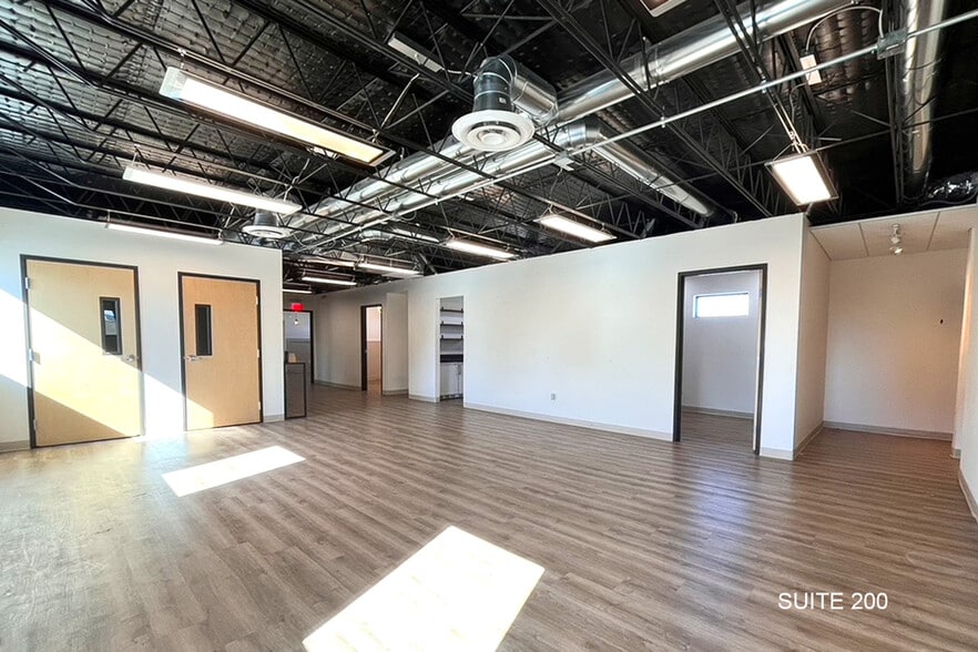 More Photos Of 1805 W Van Buren St, Phoenix Storefront Retail Office For Lease