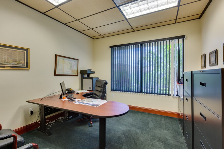 More Photos Of 7272 El Capitan Way, Las Vegas General Retail For Sale