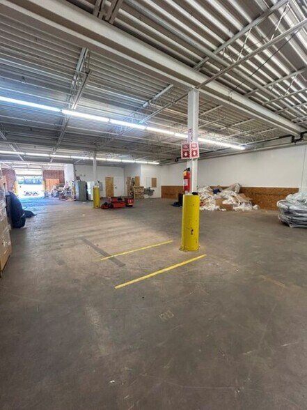 More Photos Of 1516 F Ave SE, Hickory Warehouse For Lease