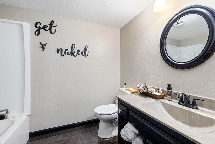 More Photos Of 381 W Guin Rd, Nixa Lodge Meeting Hall For Sale