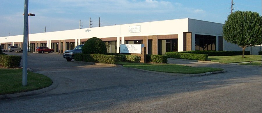 Primary Photo Of 4133-4185 Bluebonnet Dr, Stafford Flex For Lease