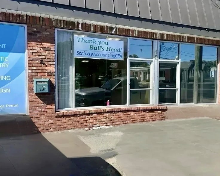 Primary Photo Of 3034 Summer St, Stamford Storefront For Lease