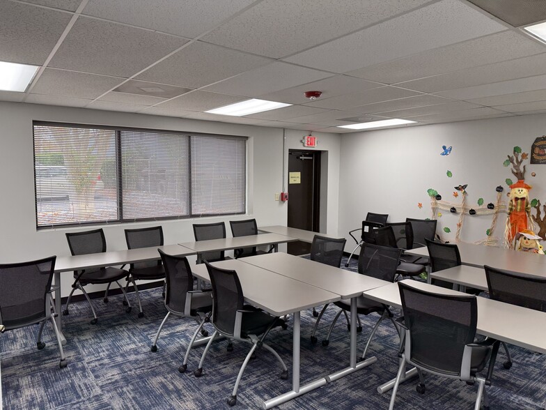 More Photos Of 109 W 8th Ave, Gastonia Office For Sale