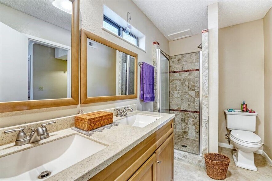 More Photos Of 19818 Colina Dr, Lago Vista Specialty For Sale