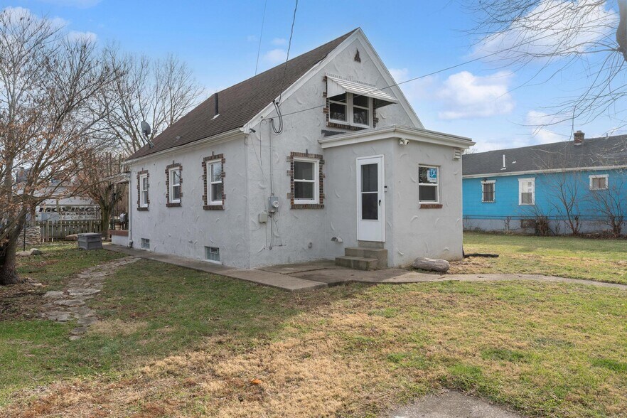 More Photos Of 1271 Harker St, Dayton Auto Repair For Sale