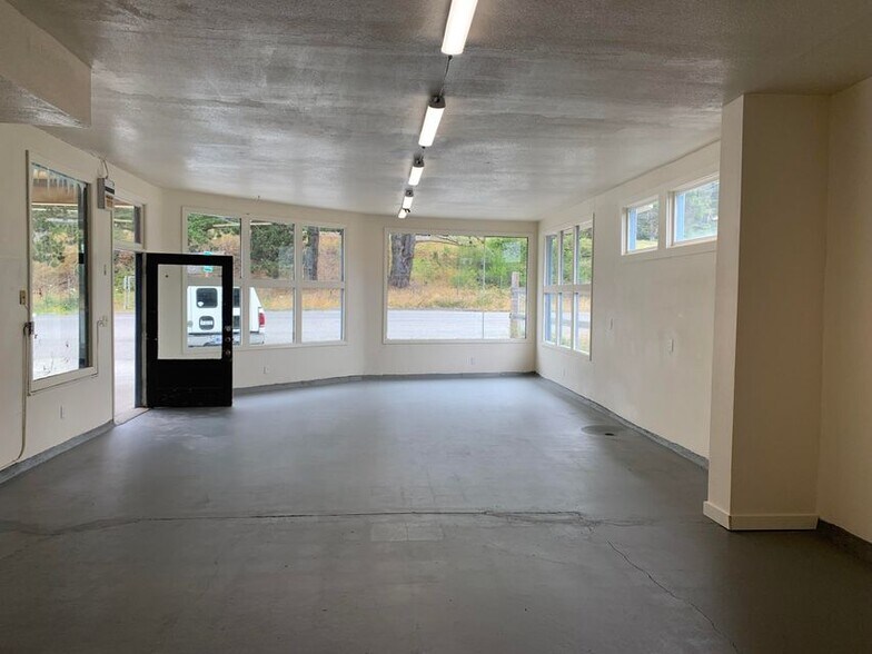 Primary Photo Of 6710 Fields Landing Dr, Fields Landing Storefront For Lease